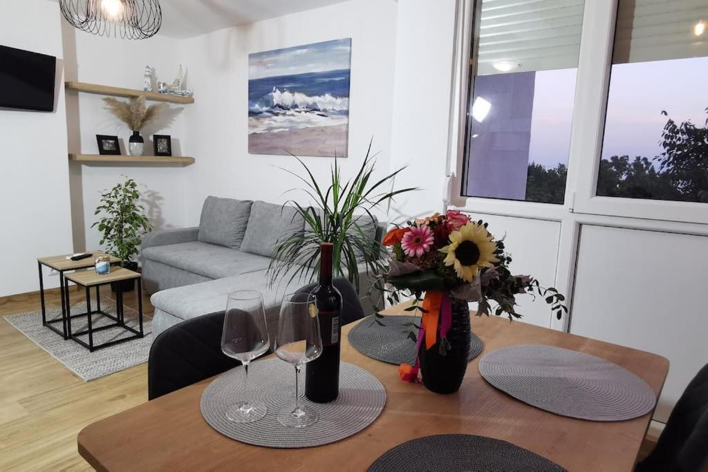 Apartman Liburna Rijeka Exterior foto